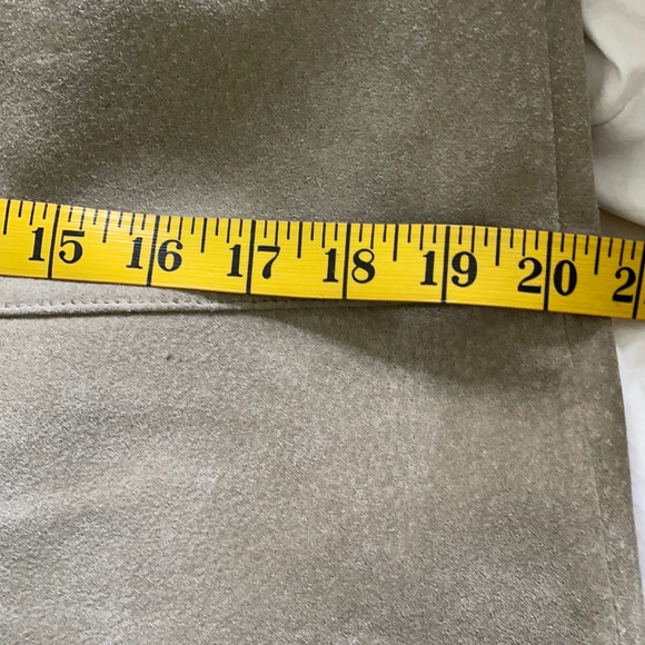 Vintage Sigrid Olsen Sage Green Suede Midi Skirt, Size 6 - Picture 13 of 16